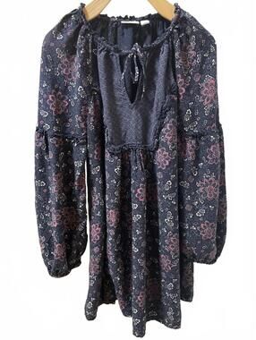 Hinge Women's Medium Navy Blue Floral Long Sleeve Bohemian